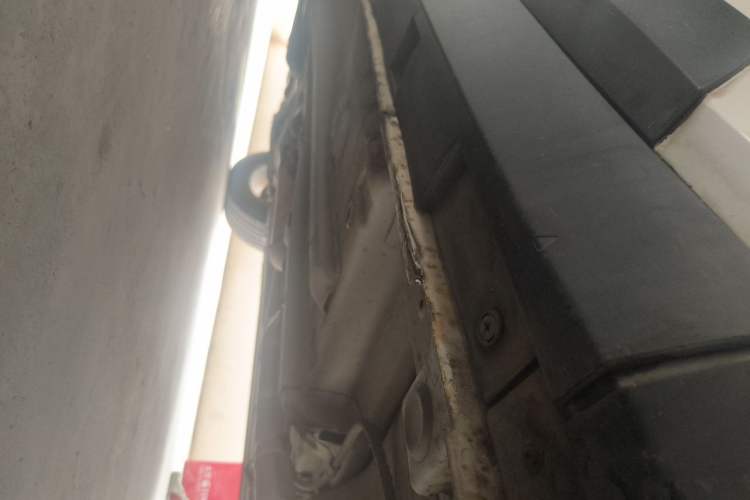 Used Brilliance V3 2015 1.5L Manual Base Version Chassis Rear Left