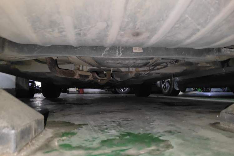 Used Brilliance V3 2015 1.5L Automatic Smart Version Chassis Rear