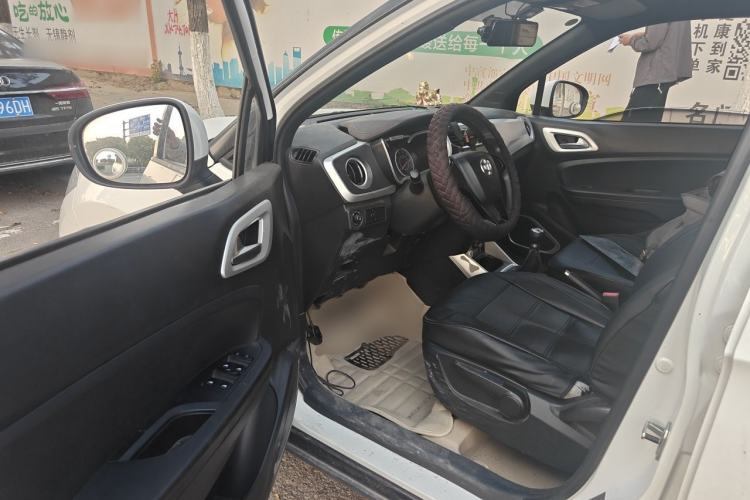 Used Brilliance V3 2015 1.5L Manual Comfort Model Driver Seat
