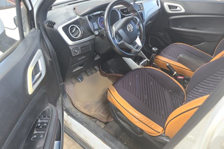 Used Brilliance V3 2015 1.5L Manual Elite Model Driver Seat