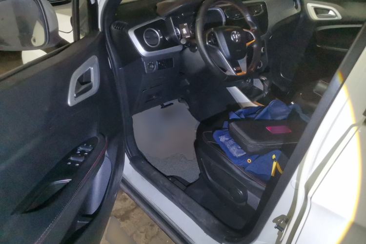 Used Brilliance V3 2015 1.5L Automatic Smart Version Driver Seat