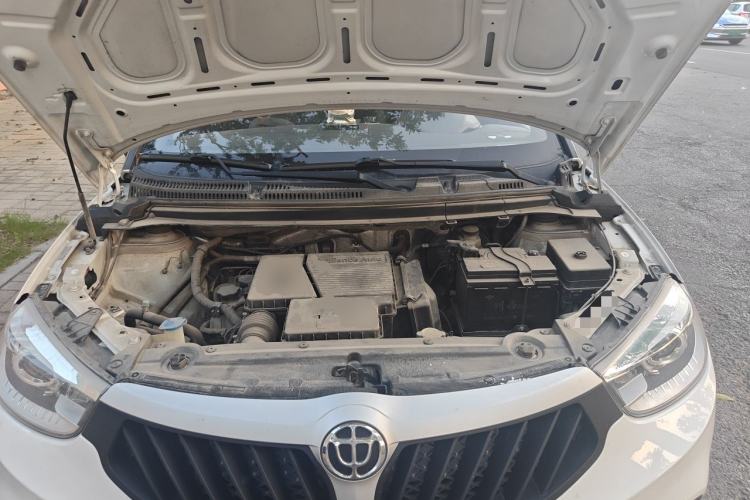 Used Brilliance V3 2015 1.5L Manual Comfort Model Engine Bay