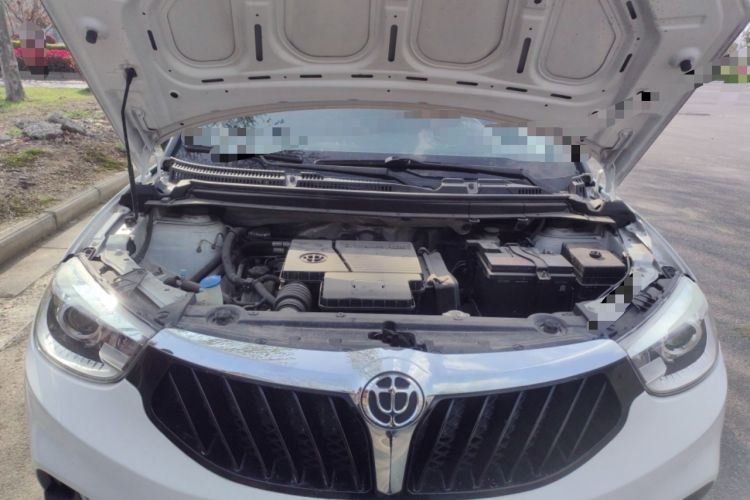 Used Brilliance V3 2015 1.5L Manual Smart Version Engine Bay