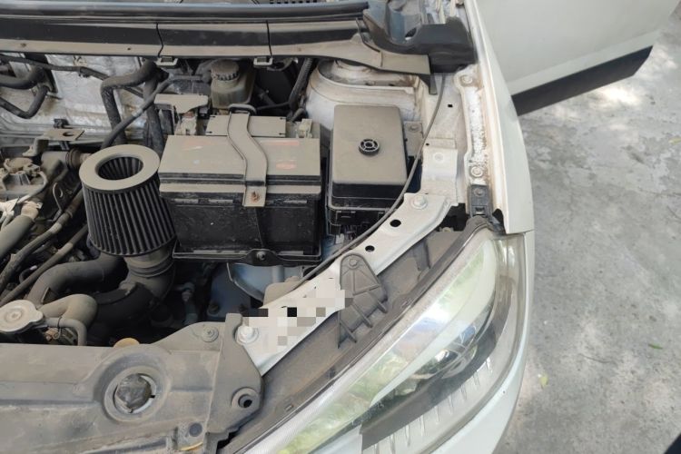 Used Brilliance V3 2015 1.5L Manual Smart Version Engine Bay Left