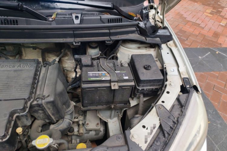 Used Brilliance V3 2015 1.5L Manual Comfort Model Engine Bay Left