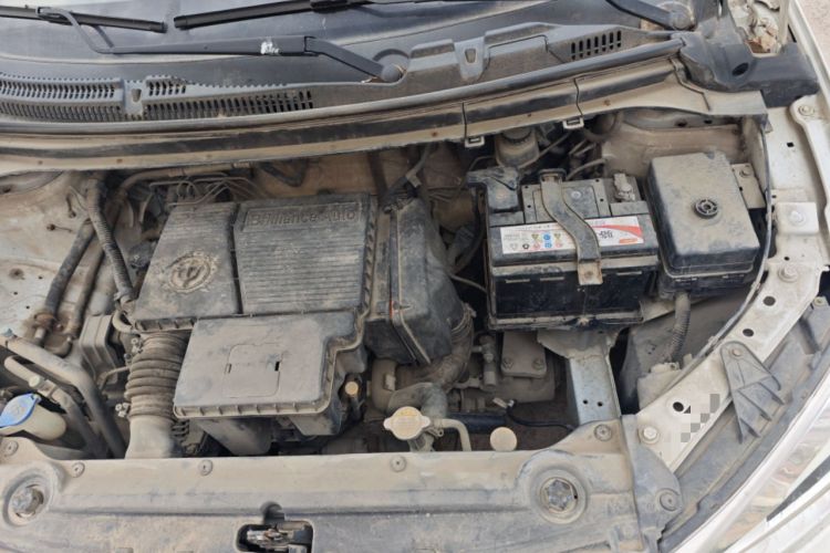 Used Brilliance V3 2015 1.5L Manual Elite Model Engine Bay Left