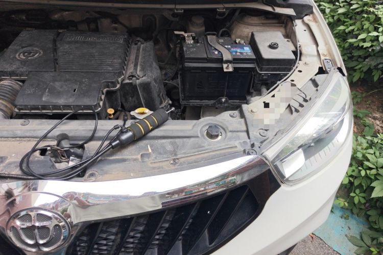Used Brilliance V3 2015 1.5L Manual Smart Version Engine Bay Left