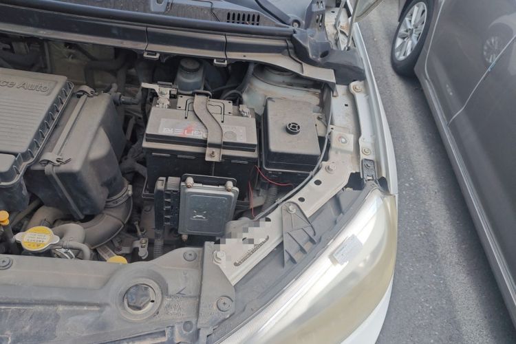 Used Brilliance V3 2015 1.5L Automatic Comfort Edition Engine Bay Left