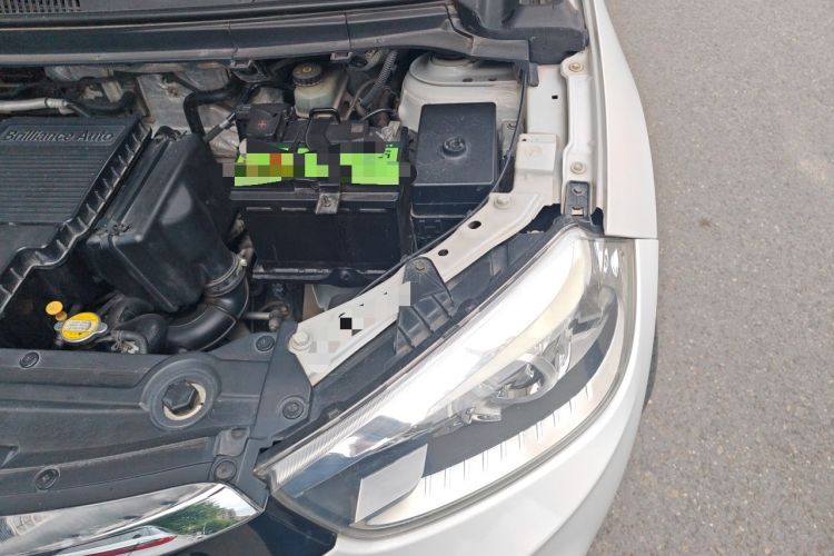 Used Brilliance V3 2015 1.5L Manual Smart Version Engine Bay Left