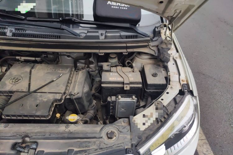 Used Brilliance V3 2015 1.5L Automatic Elite Model Engine Bay Left
