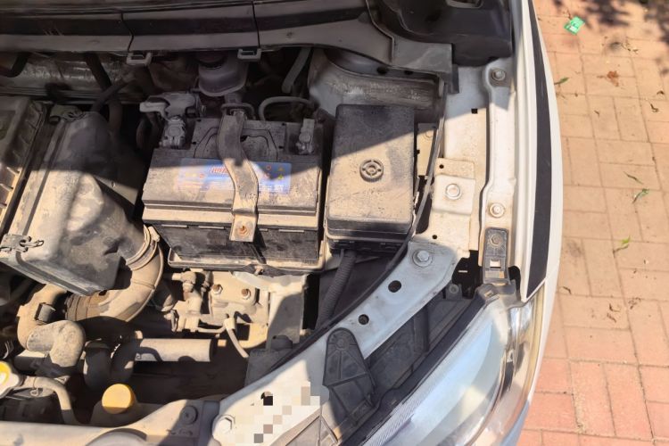 Used Brilliance V3 2015 1.5L Manual Elite Model Engine Bay Left