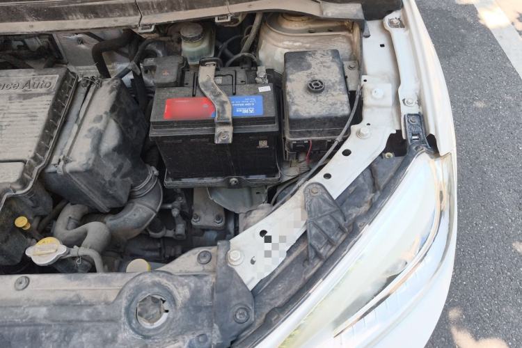 Used Brilliance V3 2015 1.5L Manual Smart Version Engine Bay Left