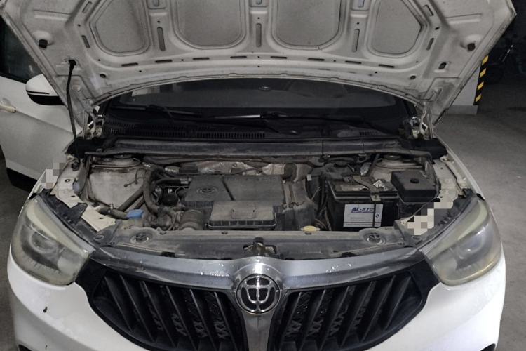 Used Brilliance V3 2015 1.5L Manual Smart Version Engine Bay