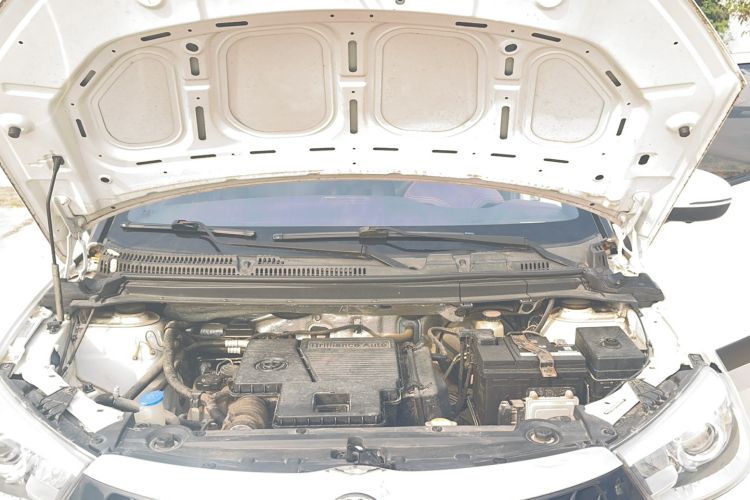 Used Brilliance V3 2015 1.5L Automatic Smart Version Engine Bay