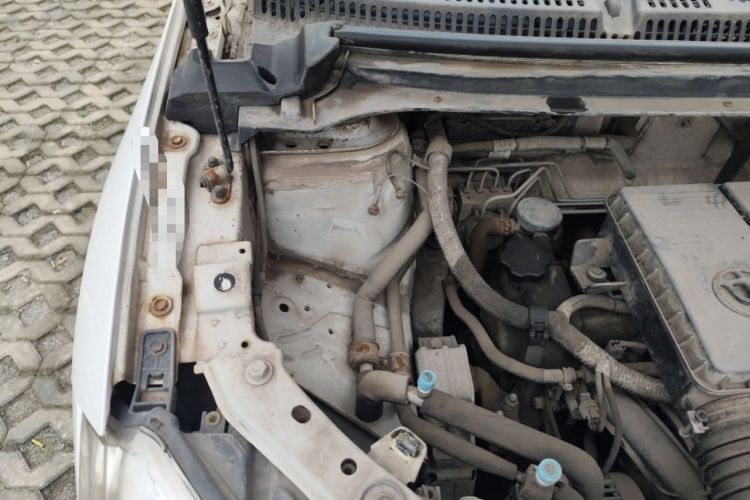 Used Brilliance V3 2015 1.5L Manual Smart Version Engine Bay Right