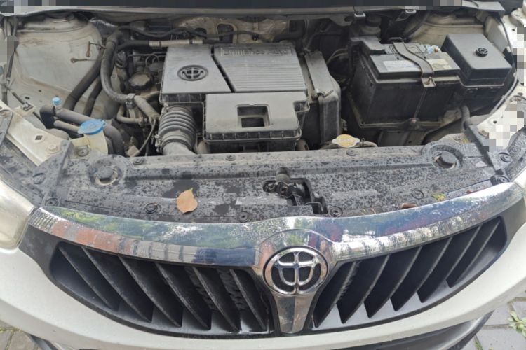 Used Brilliance V3 2015 1.5L Manual Smart Version Engine Bay