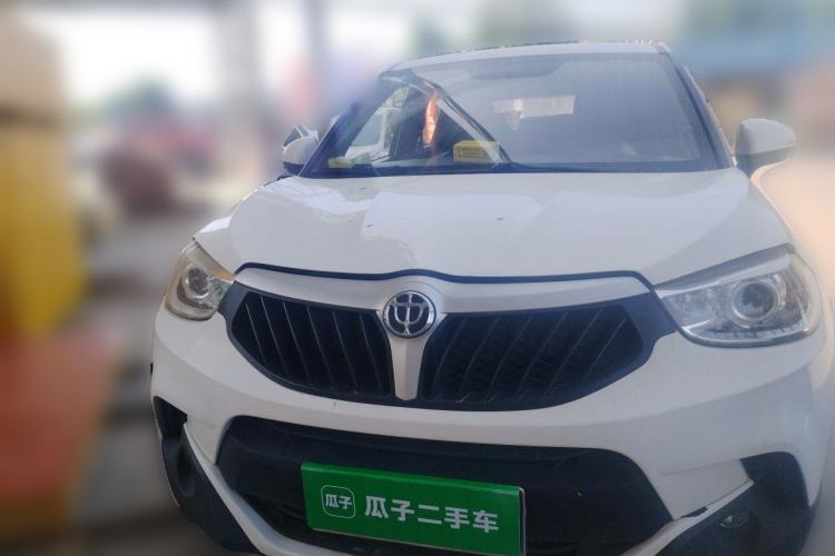 Used Brilliance V3 2015 1.5L Manual Base Version Front
