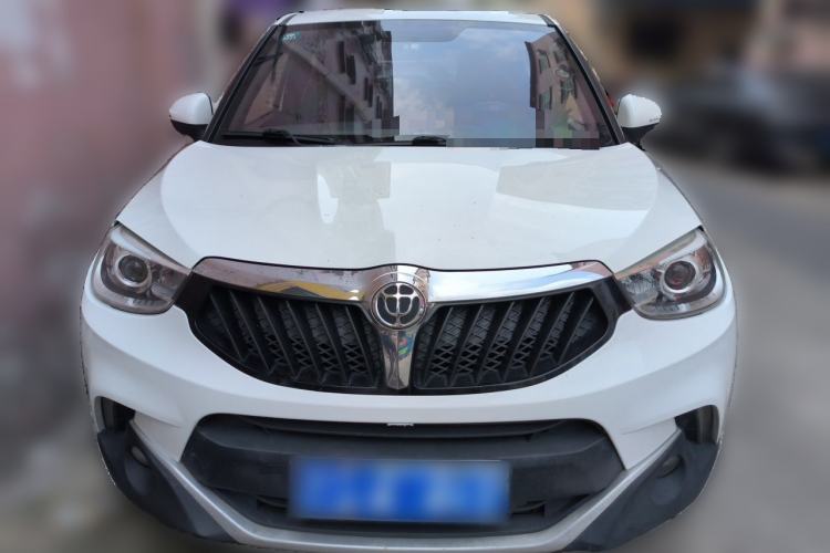 Used Brilliance V3 2015 1.5T Automatic Elite Model Front