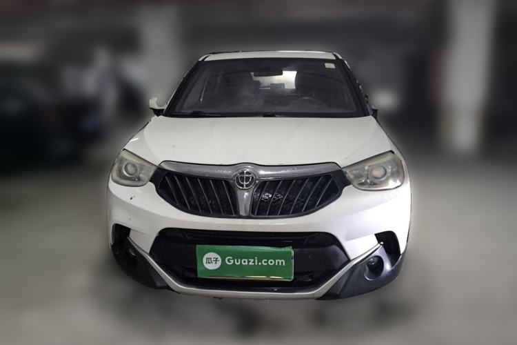 Used Brilliance V3 2015 1.5L Manual Smart Version Front