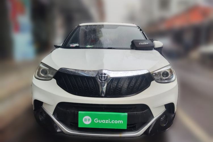 Used Brilliance V3 2015 1.5L Automatic Elite Model Front