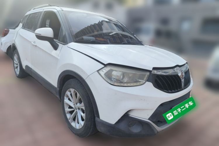 Used Brilliance V3 2015 1.5L Manual Smart Version Front Right 45 Deg