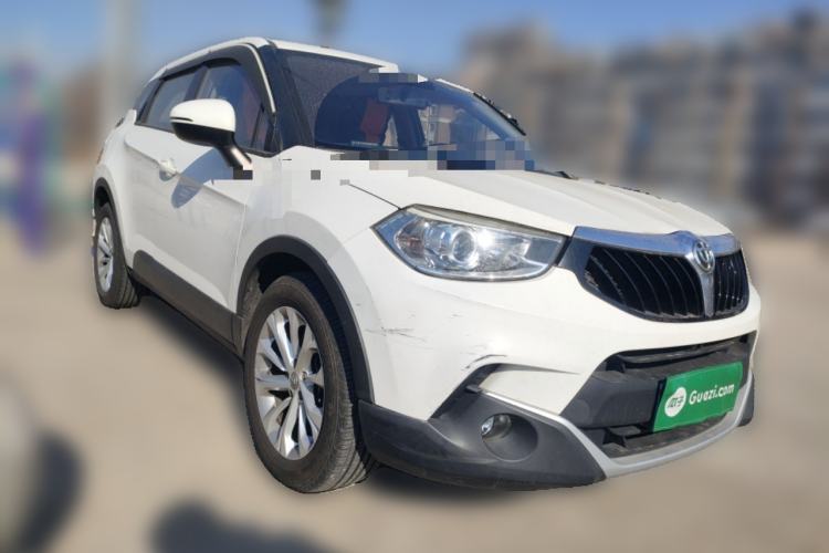 Used Brilliance V3 2015 1.5L Automatic Smart Version Front Right 45 Deg