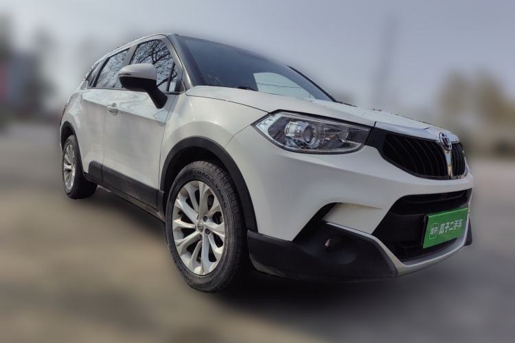 Used Brilliance V3 2015 1.5L Manual Smart Version Front Right 45 Deg