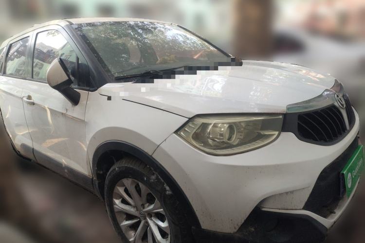 Used Brilliance V3 2015 1.5L Manual Smart Version Front Right 45 Deg