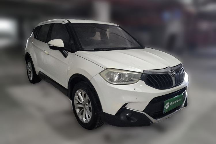 Used Brilliance V3 2015 1.5L Manual Smart Version Front Right 45 Deg