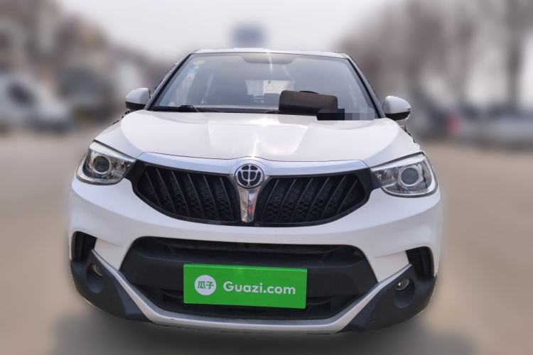 Used Brilliance V3 2015 1.5L Manual Elite Model Front