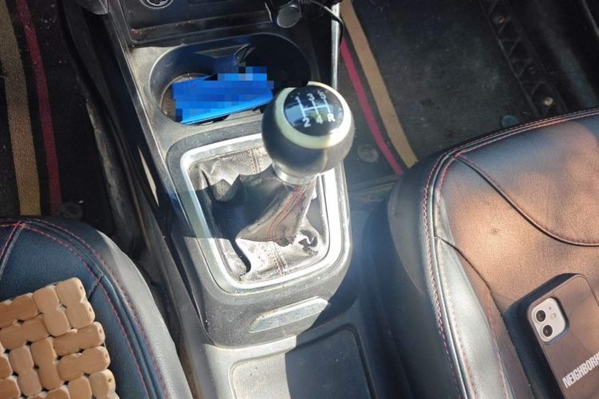 Used Brilliance V3 2015 1.5L Manual Smart Version Gear Lever