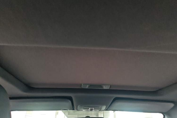 Used Brilliance V3 2015 1.5L Manual Smart Version Headliner