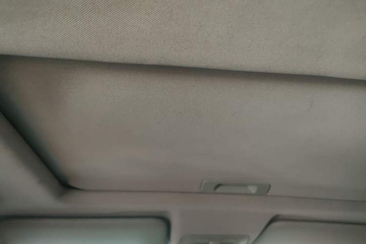 Used Brilliance V3 2015 1.5L Manual Smart Version Headliner