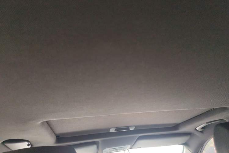 Used Brilliance V3 2015 1.5L Manual Smart Version Headliner