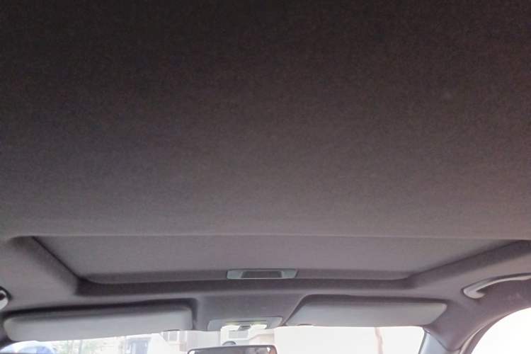 Used Brilliance V3 2015 1.5L Manual Smart Version Headliner