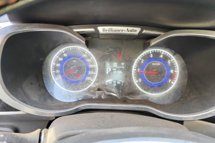 Used Brilliance V3 2015 1.5L Automatic Elite Model Instrument Cluster