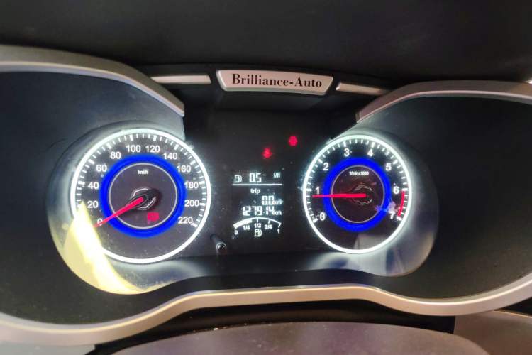 Used Brilliance V3 2015 1.5L Manual Comfort Model Instrument Cluster