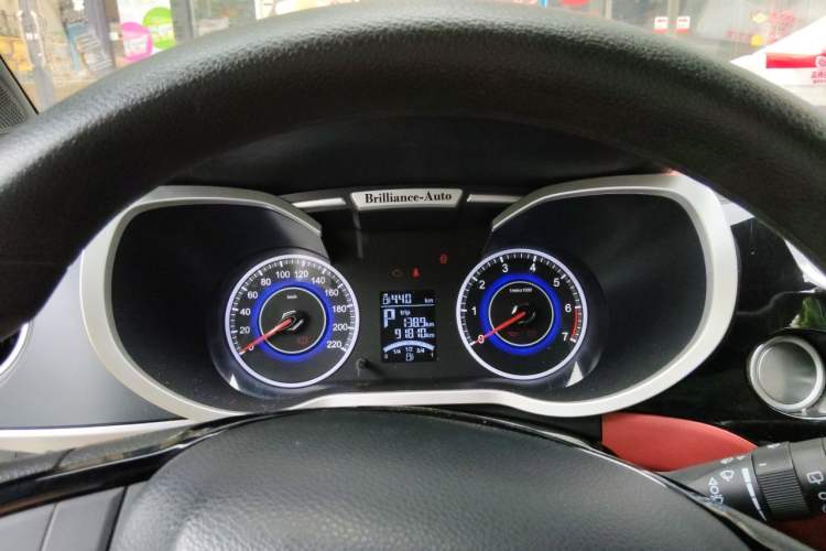 Used Brilliance V3 2015 1.5L Automatic Comfort Edition Instrument Cluster