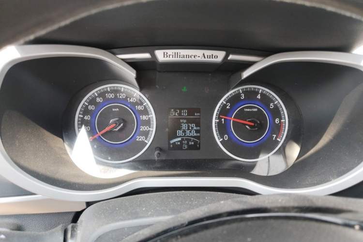 Used Brilliance V3 2015 1.5L Manual Comfort Model Instrument Cluster