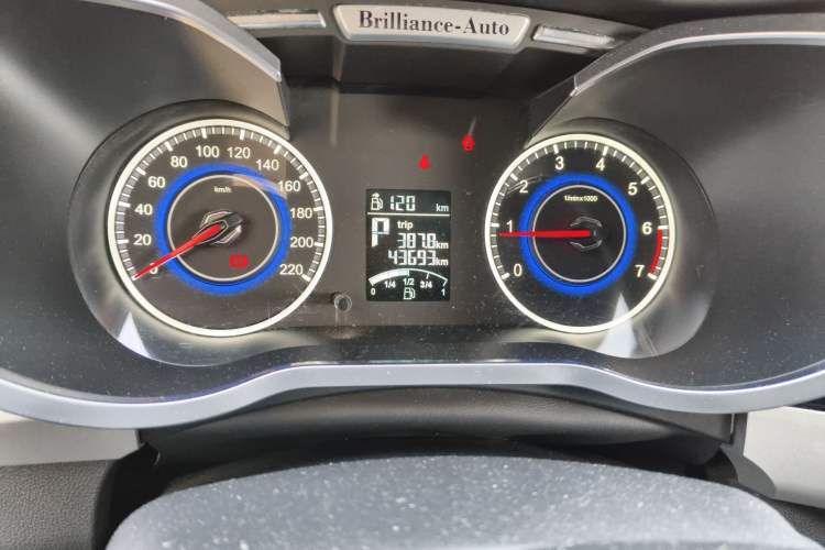 Used Brilliance V3 2015 1.5L Automatic Elite Model Instrument Cluster