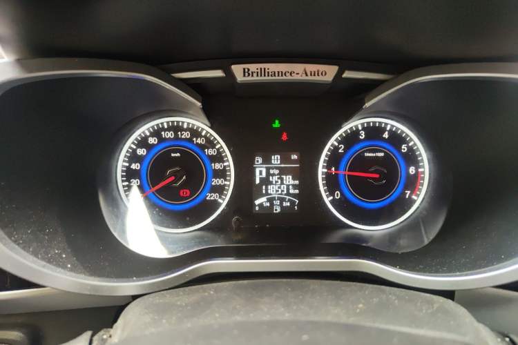 Used Brilliance V3 2015 1.5L Automatic Elite Model Instrument Cluster