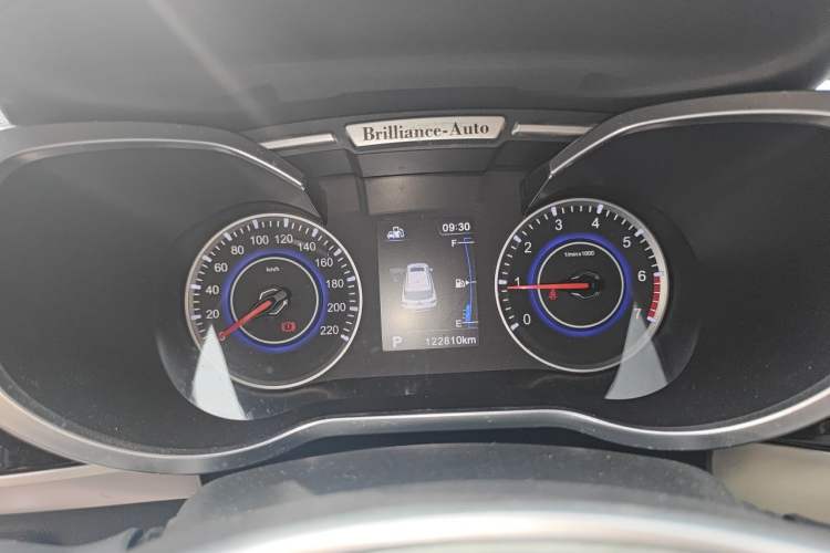 Used Brilliance V3 2015 1.5L Automatic Smart Version Instrument Cluster