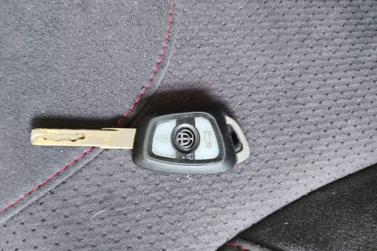 Used Brilliance V3 2015 1.5L Manual Comfort Model Interior 1