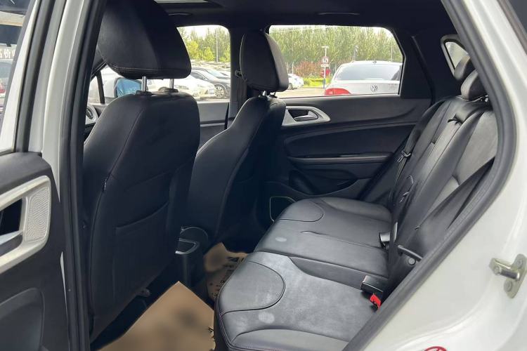Used Brilliance V3 2015 1.5T Automatic Flagship Model Interior 3
