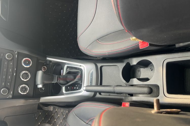 Used Brilliance V3 2015 1.5L Automatic Smart Version Interior 4