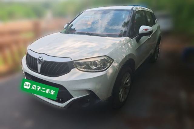 Used Brilliance V3 2015 1.5L Manual Base Version