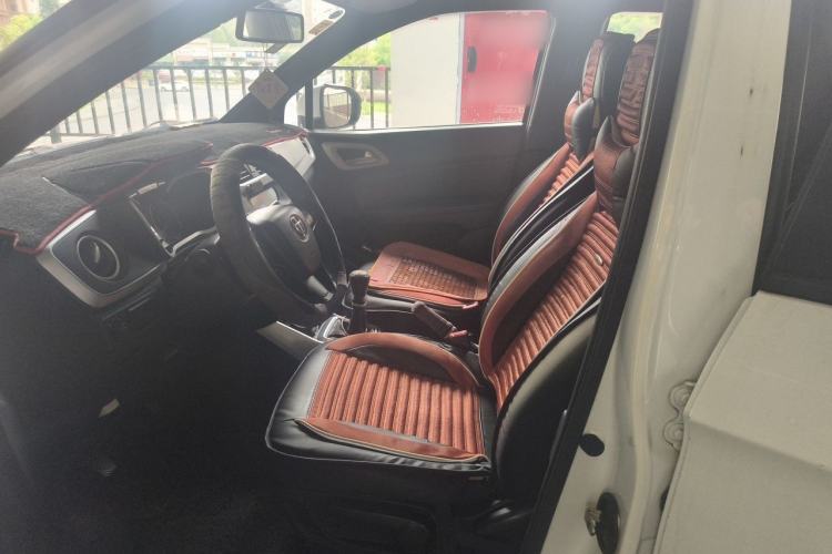 Used Brilliance V3 2015 1.5L Manual Base Version Left Front Seat