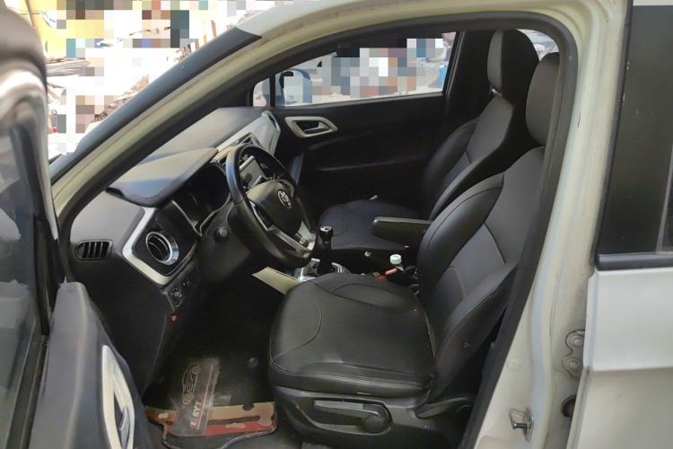 Used Brilliance V3 2015 1.5L Manual Smart Version Left Front Seat