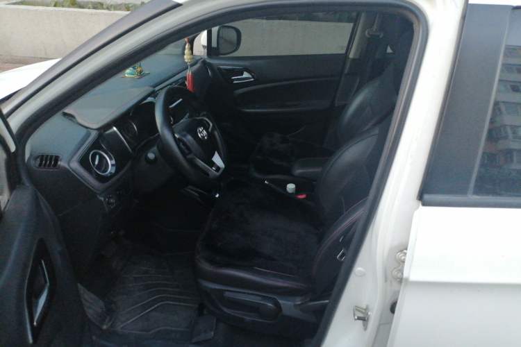 Used Brilliance V3 2015 1.5L Automatic Smart Version Left Front Seat