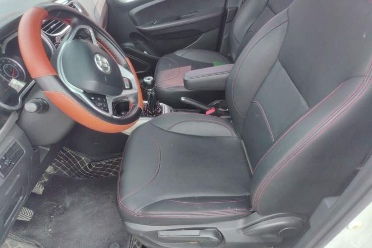 Used Brilliance V3 2015 1.5L Manual Smart Version Left Front Seat